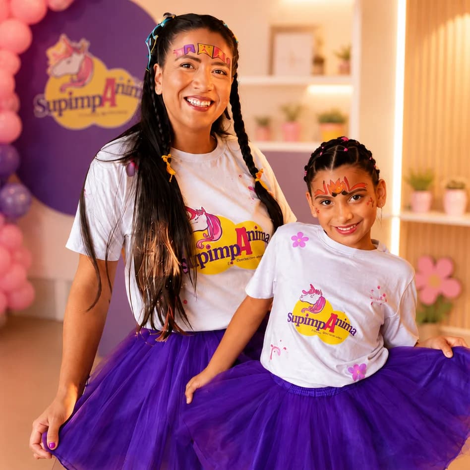 Foto: fundadora com sua filha Laura
